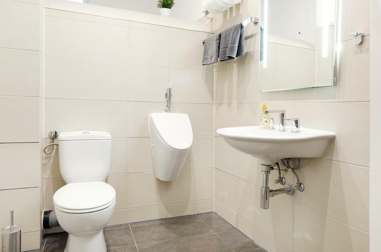 Droy By Rockchair Apartments L Superhost Status L 2 Bedroom Boxspringbeds Next To Center "Kurfuerstendamm" - Cozy Family & Business Flair Welcomes You! 베를린 외부 사진